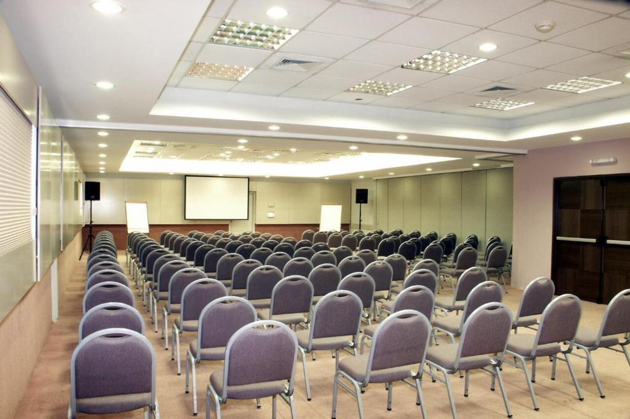 Alta Reggia Plaza Hotel Curitiba Exterior photo